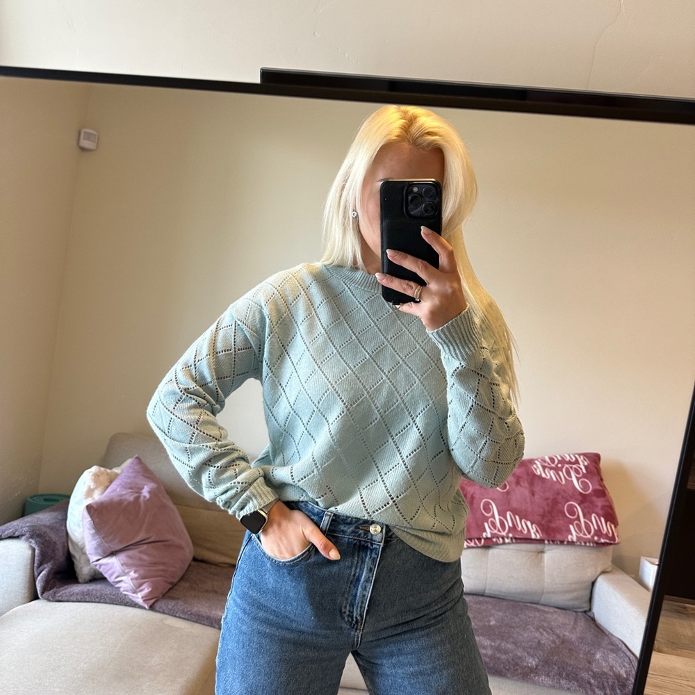 Women's Light Blue Sweater